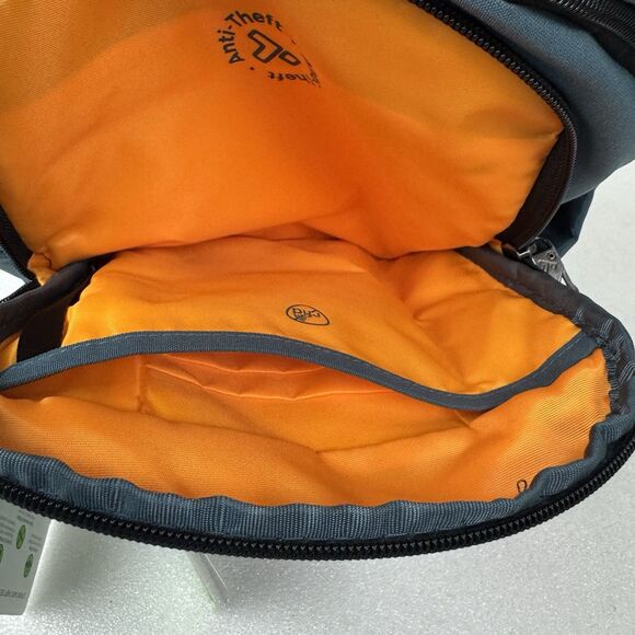 Travelon The Voyages Anti-Theft Tour Bag NWT - Picture 6 of 10